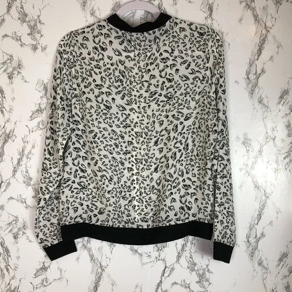 Sioni Women’s Small Full Zip Leopard Print Crepe Lightweight Bomber - Picture 4 of 6